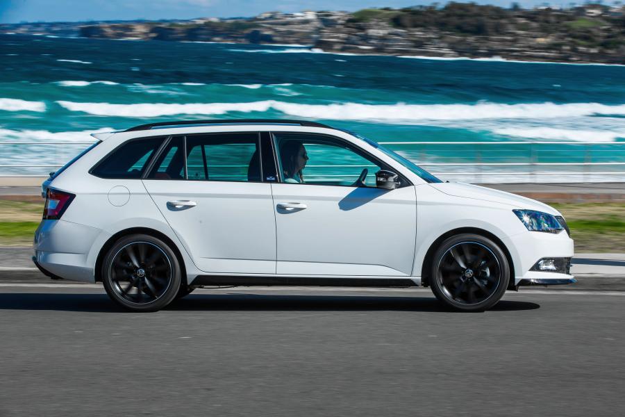  Skoda Fabia Combi Monte Carlo 2016 года  (фото 3 из 11)